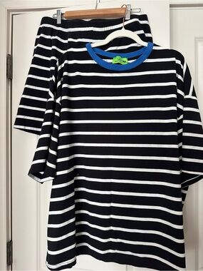 EUC Black & White Striped Tee with Blue Trim and matching shorts 2X